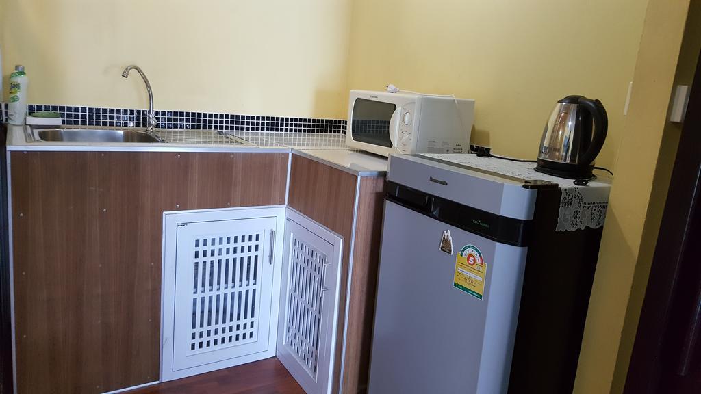 Zone6 Coworking Beach Apartment Old 2W Beach Hostel, Koh Samui ボプート エクステリア 写真