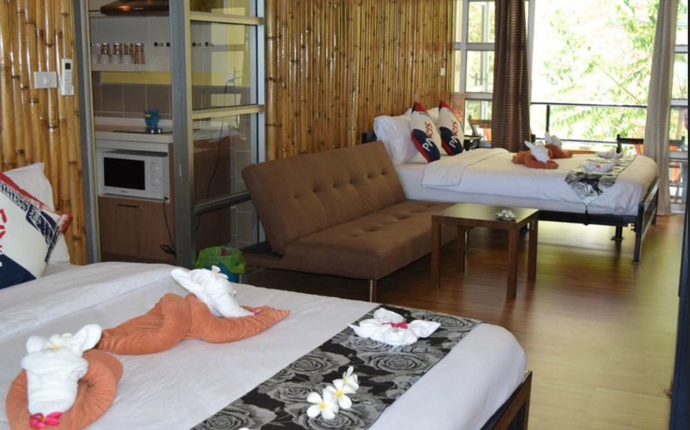 Zone6 Coworking Beach Apartment Old 2W Beach Hostel, Koh Samui ボプート エクステリア 写真