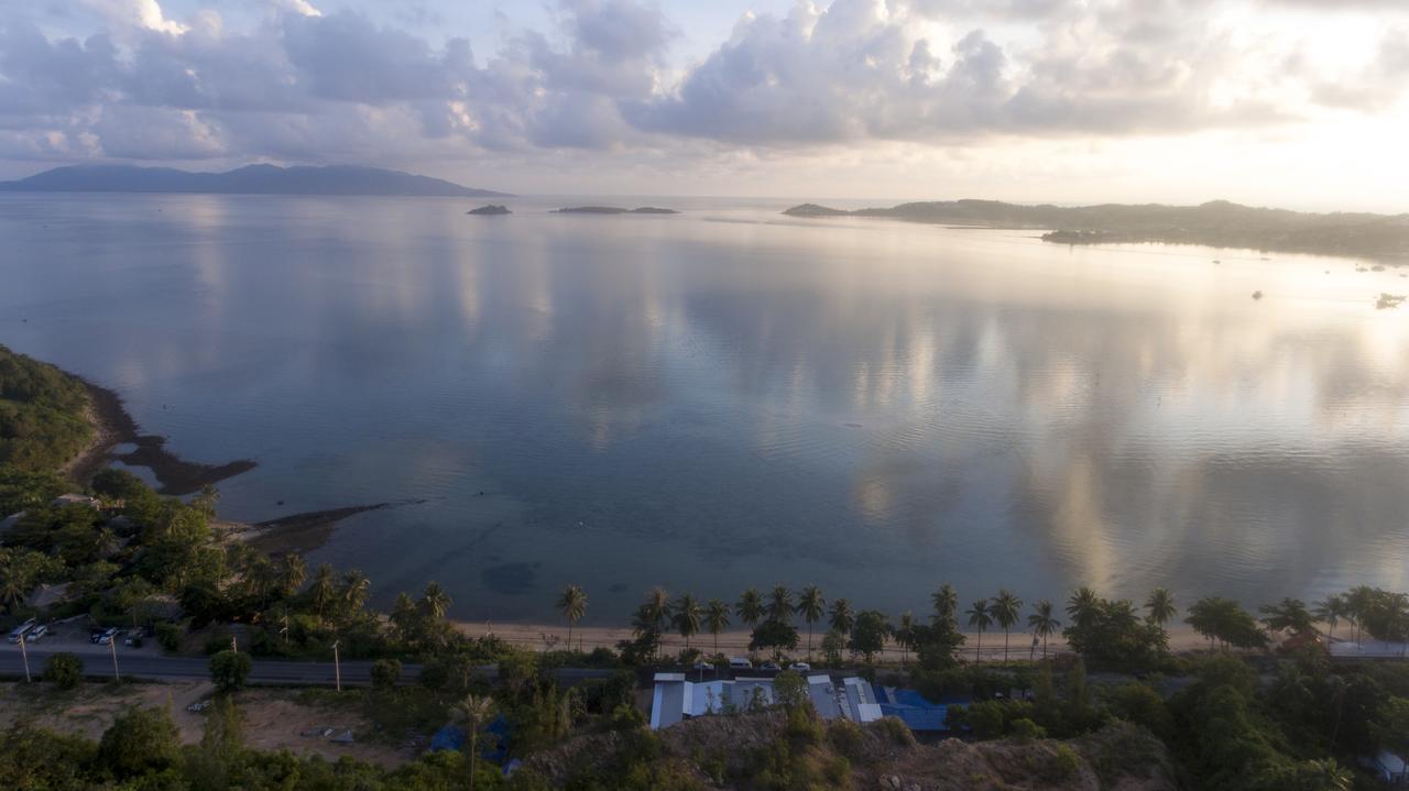 Zone6 Coworking Beach Apartment Old 2W Beach Hostel, Koh Samui ボプート エクステリア 写真