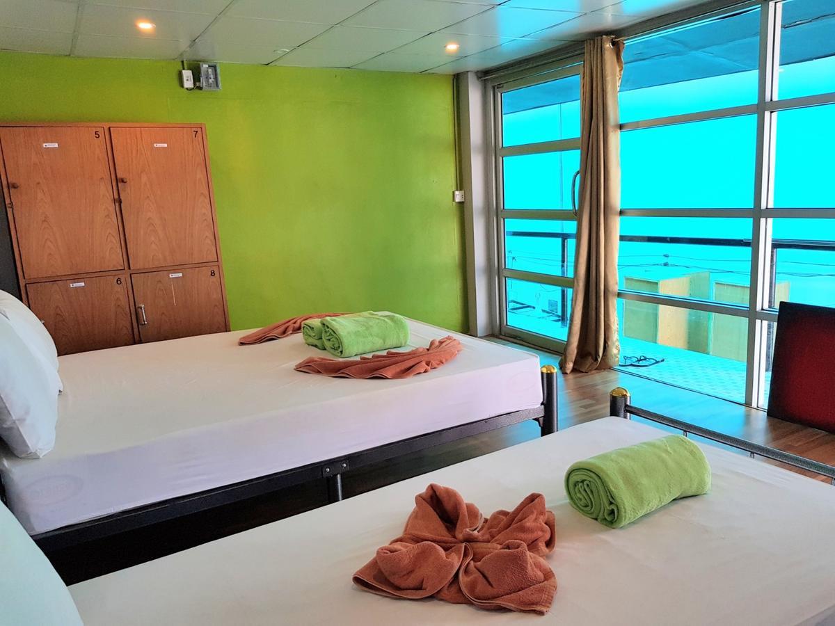 Zone6 Coworking Beach Apartment Old 2W Beach Hostel, Koh Samui ボプート エクステリア 写真