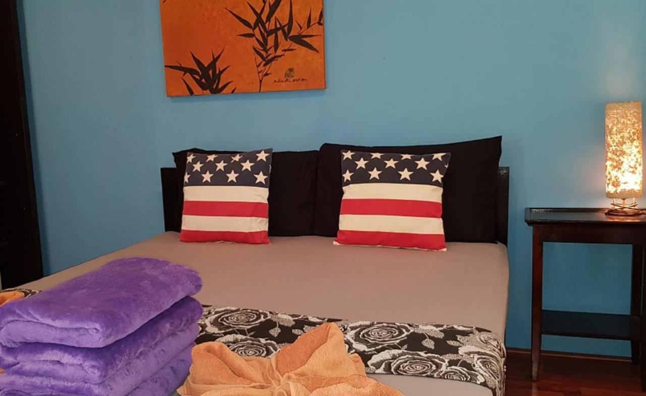 Zone6 Coworking Beach Apartment Old 2W Beach Hostel, Koh Samui ボプート エクステリア 写真