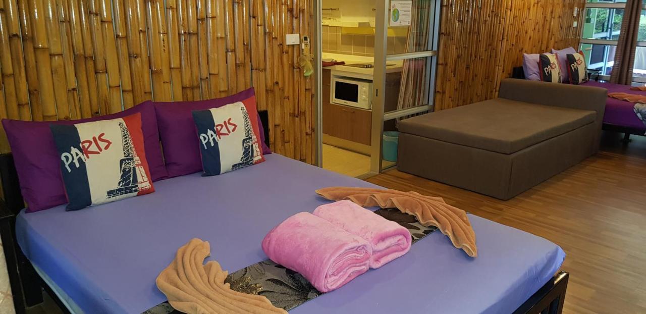 Zone6 Coworking Beach Apartment Old 2W Beach Hostel, Koh Samui ボプート エクステリア 写真