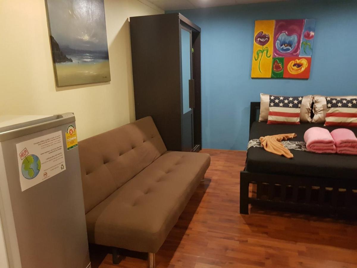 Zone6 Coworking Beach Apartment Old 2W Beach Hostel, Koh Samui ボプート エクステリア 写真